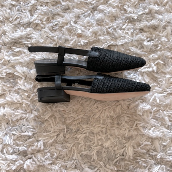 NWOT VANELi Janet Slingback Crochet Leather Flats - Picture 5 of 7